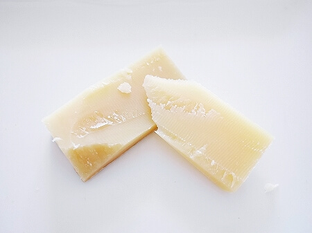 北海道産ナチュラルチーズ専門店　チーズのこえ　清澄白河　ブログ　口コミ　レビュー　かしわプレミアム　槲プレミアム　おすすめ　店内