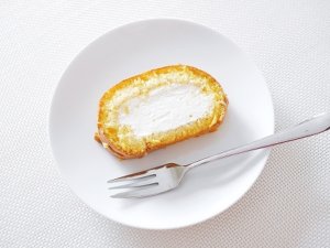 リブラン　富山米粉ロールケーキ　甘さ控えめ　おすすめ　米粉スイーツ　無添加　口コミ　レビュー　感想　ブログ
