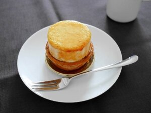 ブールミッシュの銀座本店限定「タルトレット・シブースト」