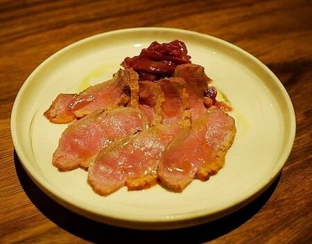 新富町のジビエレストラン「ビストロ ハマイフ」の鴨燻製