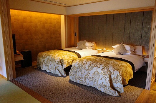 「鬼怒川金谷ホテル」宿泊記、グレードアップ和洋室のベッドルーム