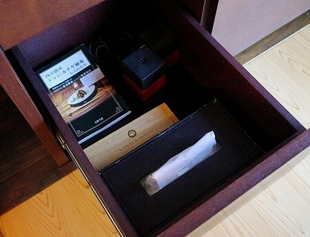 鬼怒川金谷ホテル宿泊記、スタンダード和洋室のティッシュ