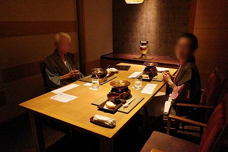 鬼怒川金谷ホテル宿泊記、夕食レストラン「ダイニング JOHN KANAYA」の個室