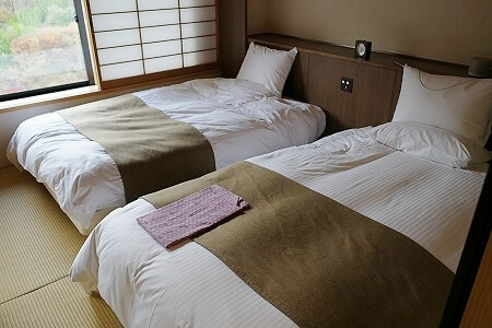 鬼怒川金谷ホテル宿泊記、スタンダード和洋室のベッドルーム