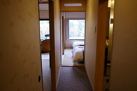 鬼怒川金谷ホテル宿泊記、スタンダード和洋室の室内