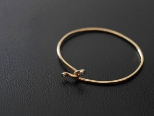 「KOMEHYO GINZA」に買い取ってもらった18金のバングル（コメ兵）