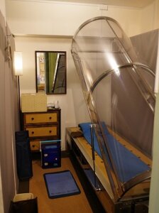 新富町の「ホルミシスメディカルサロン」のラドンカプセル