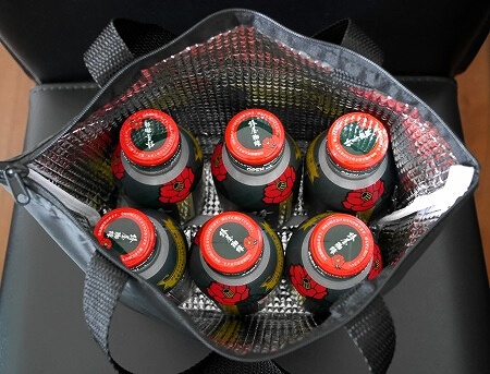 ボトル缶コーヒーのラッピング方法(100均のアルミランチトートバッグ利用)