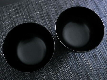 松屋漆器店の食洗機対応 の木のお椀「入子椀（大）黒」