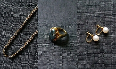 「コメ兵」や「バイセル」で売るのがおすすめの貴金属アクセサリー